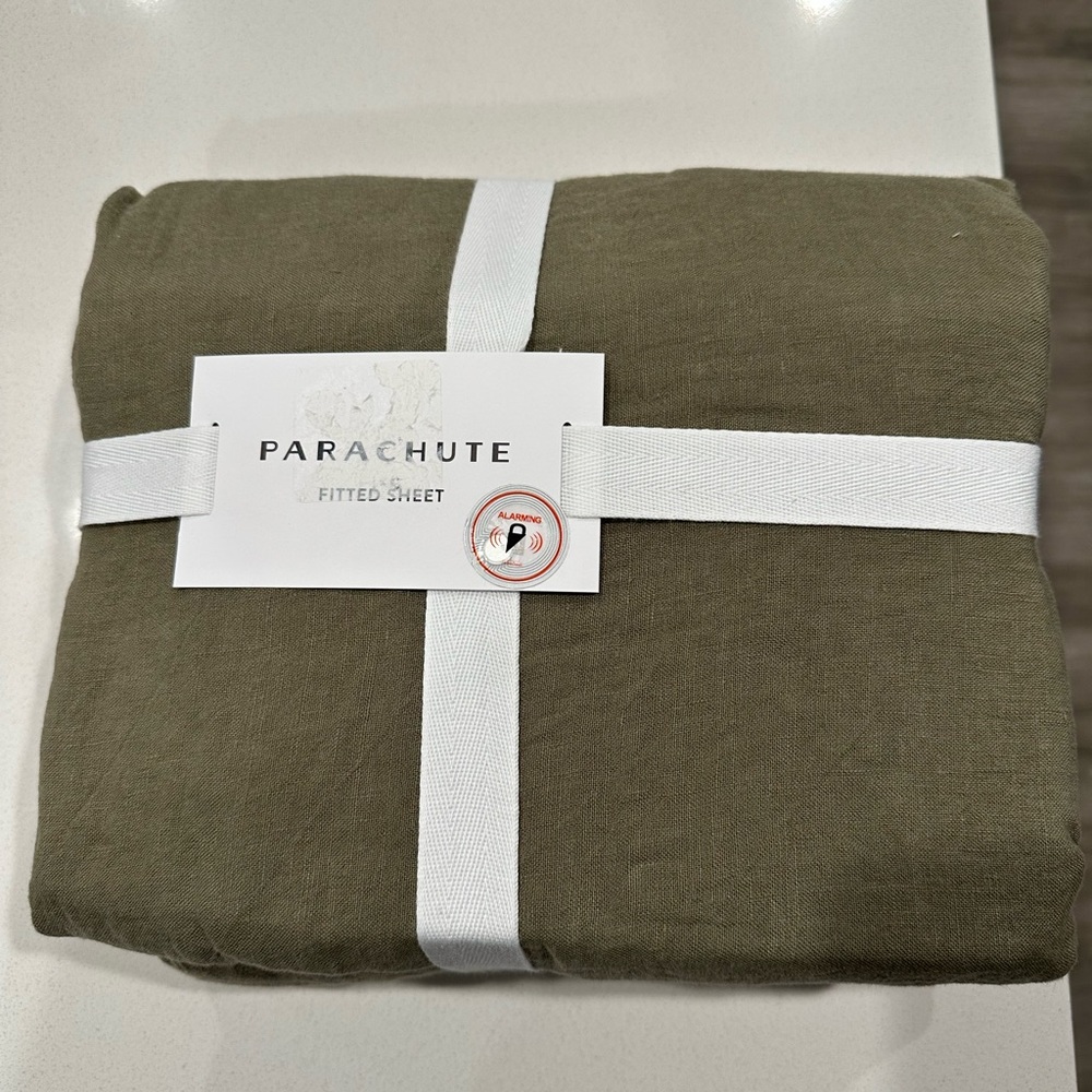 Parachute Linen Fitted Sheet- Surplus